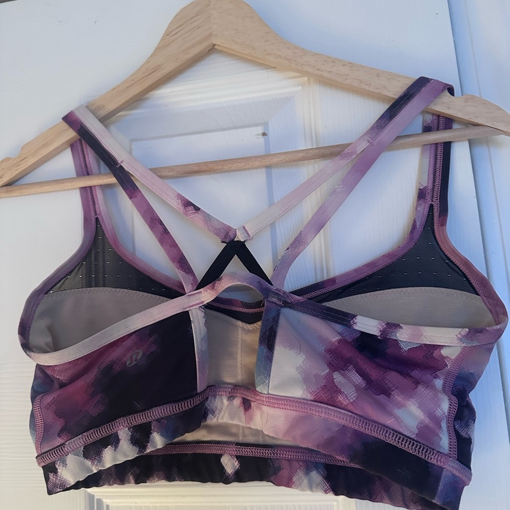 Lululemon sports bra, size 8